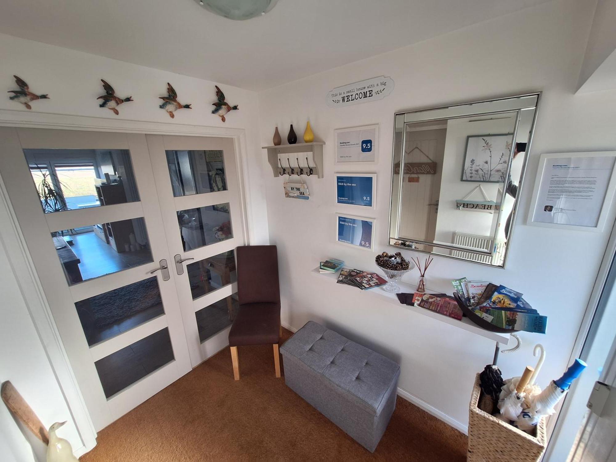 By The Sea, Home From Home Sleeps 6 Milford on Sea Buitenkant foto
